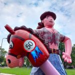 Sarah opblaaspop Amazone