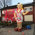 Sarah opblaaspop Zuster