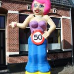 Halve Sarah opblaaspop Feestend