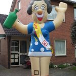 Halve Sarah opblaaspop Feestend