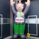 Opblaaspop pensioen Hoera heer